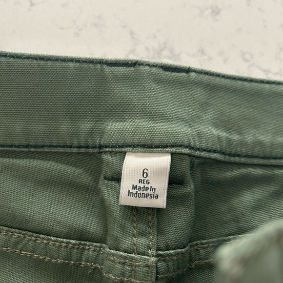 L.L Bean Pants - Picture 4 of 9